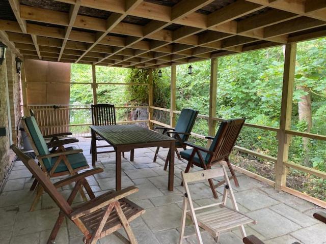 Lodge 1, The Grange Wick  Extérieur photo